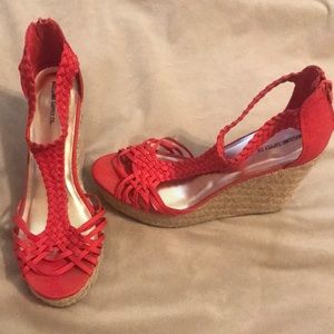 Size 11 Red Wedges